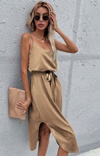 Women's Fashion Sleeveless Belted Dress