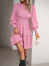 Women's pleated solid color long-sleeved dress