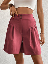 Women's high-waisted loose 2-button shorts