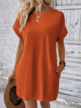 New spring and summer solid color round neck loose short sleeve pocket dress