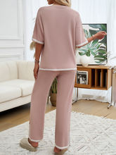 Contrast color short-sleeved trousers and sweater set